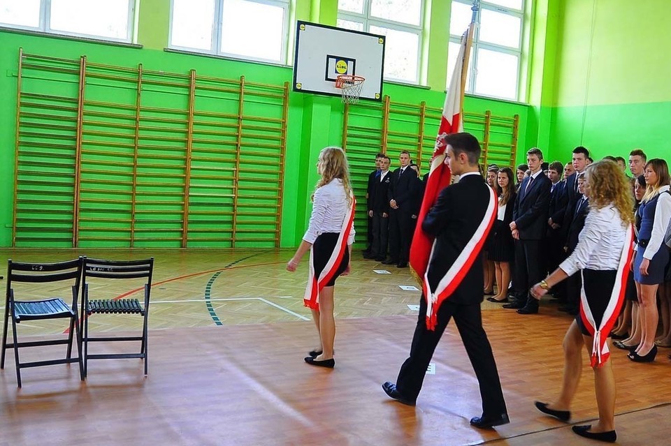 Rozpoczęcie roku szkolnego w "ogólniaku" - Zdjęcie główne