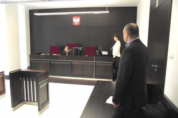 Mirosław K. skazany. Przegrał wojnę z dyrektor szkoły - Zdjęcie główne