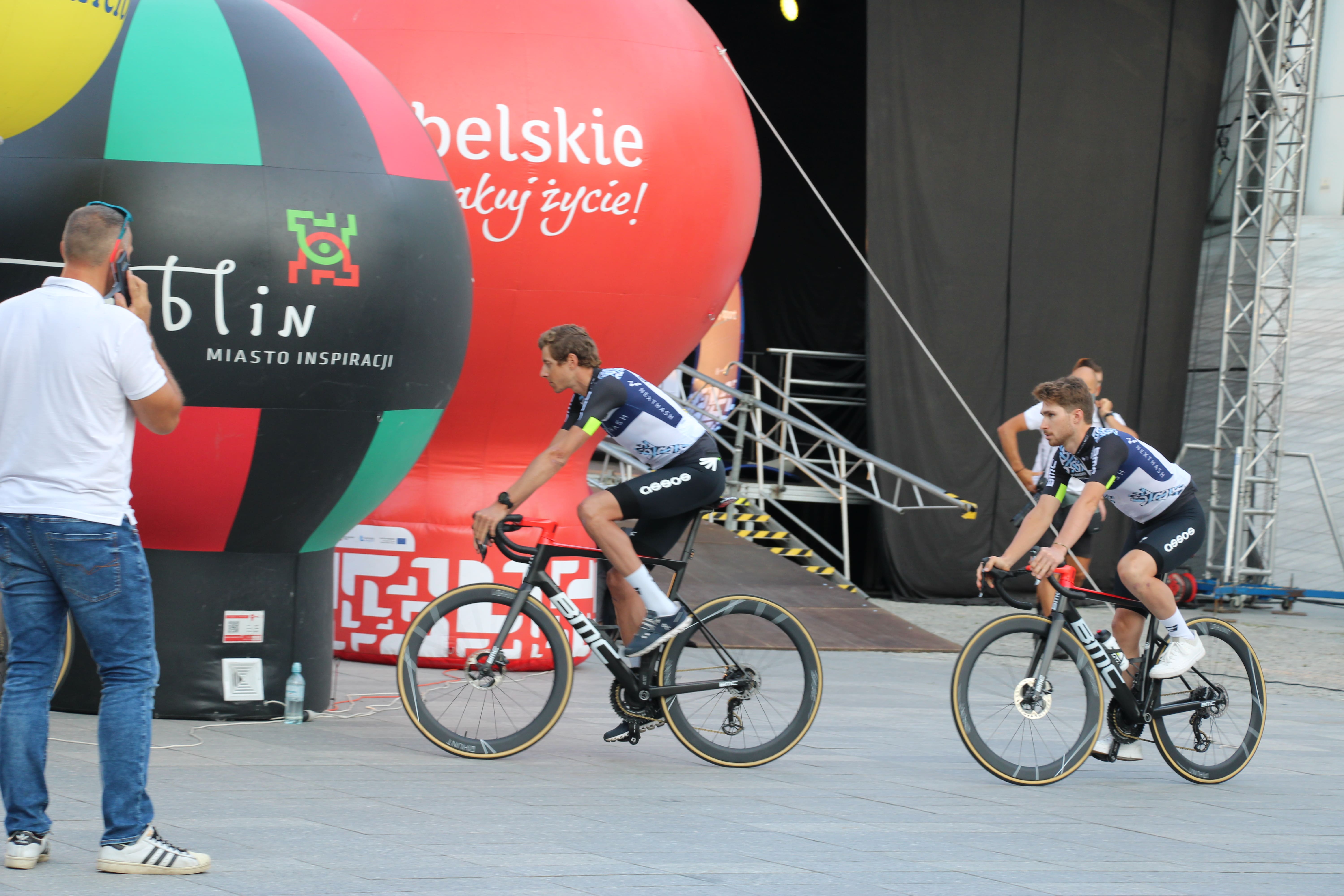 Zaczyna się Tour de Pologne. W niedzielę pod Centrum Spotkania Kultur w Lublinie odbyła się prezentacja ekip