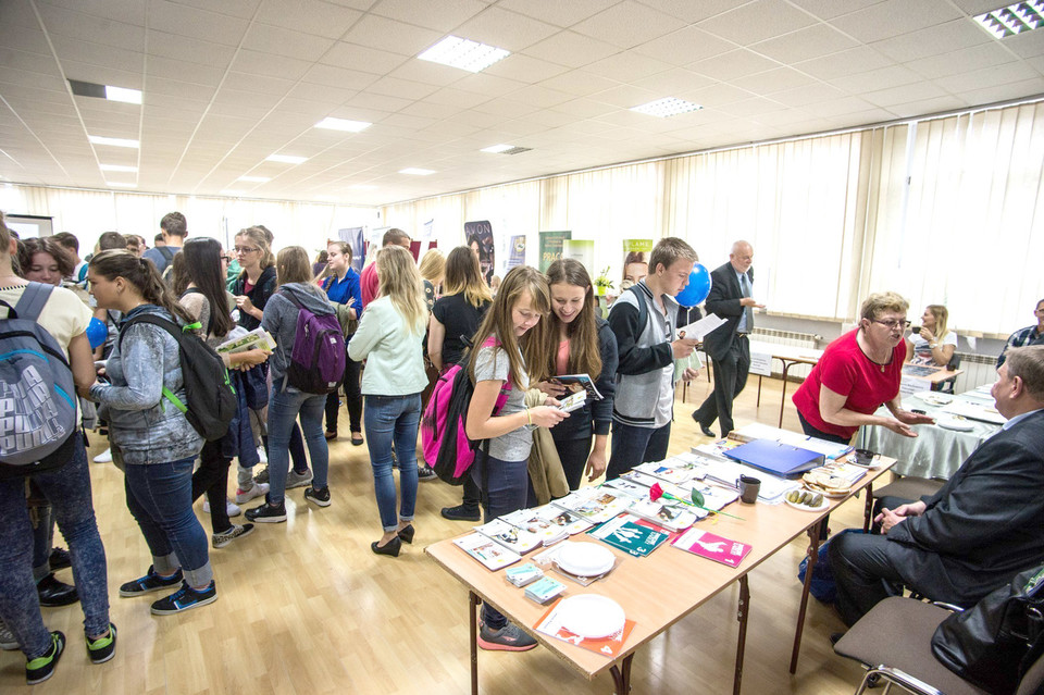 Targi dla szukających pracy - Zdjęcie główne