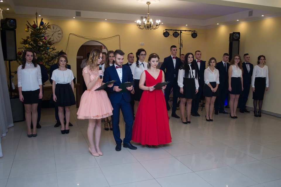 Studniówka 2017 ZSP w Międzyrzecu Podlaskim - Zdjęcie główne