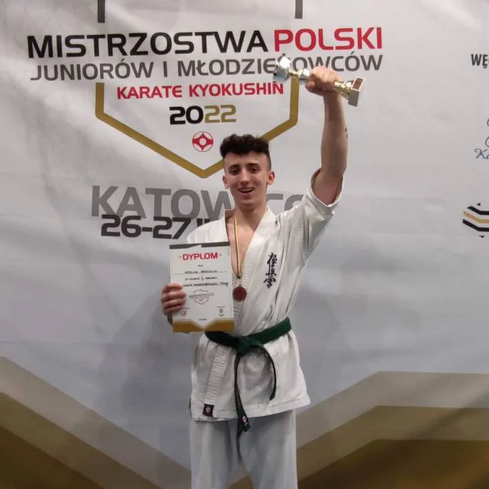 Mateusz Barczuk brązowym medalistą Mistrzostw Polski Młodzieżowców w karate - Zdjęcie główne