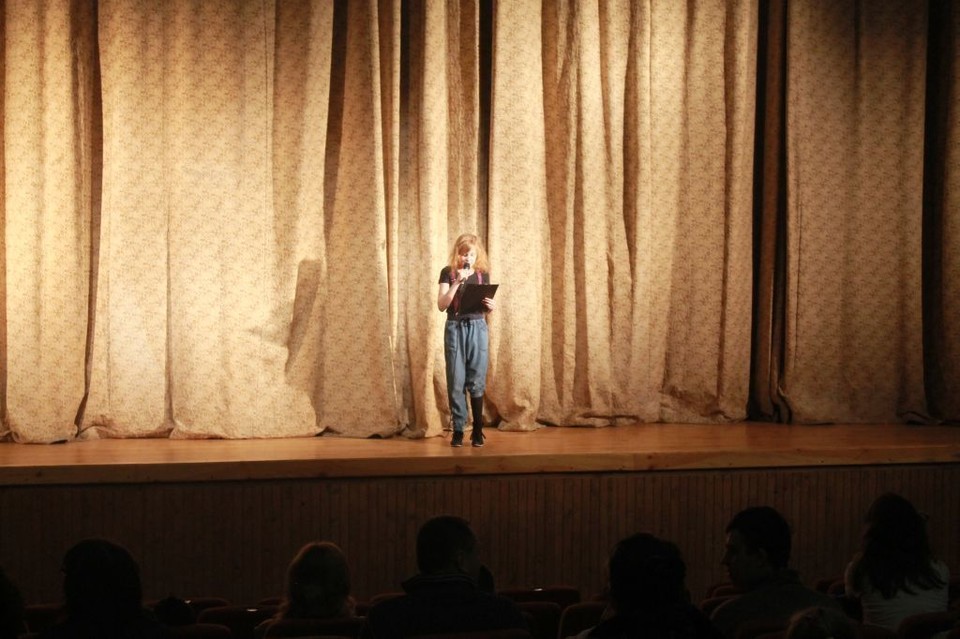 Krzywa bajka i improwizacje "Trzynastki" - Zdjęcie główne