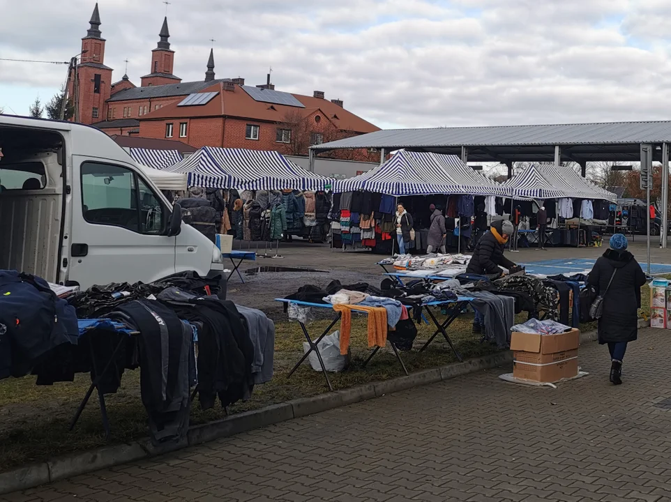 Międzyrzeckie targowisko zostanie przeniesione? Sprzedawcy pytają, my szukamy odpowiedzi - Zdjęcie główne