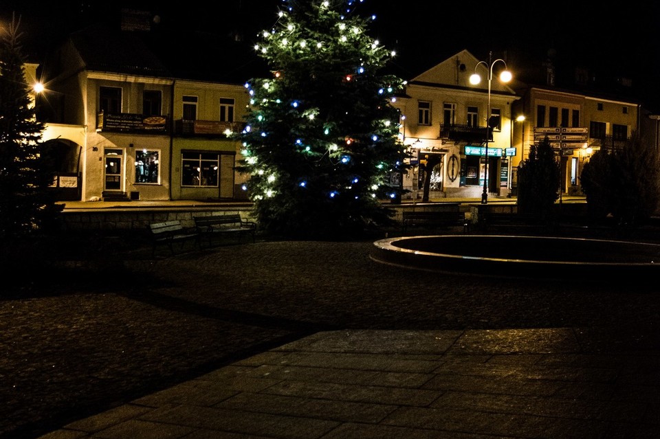 Świąteczne iluminacje na placu Jana Pawła II - Zdjęcie główne