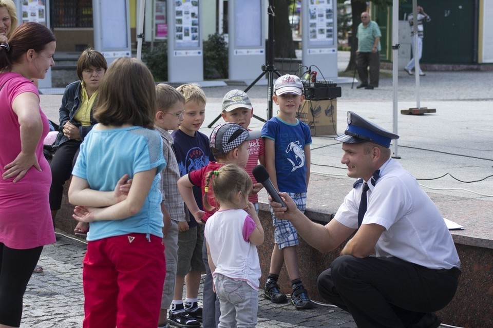 Bardzo bezpieczny festyn na zakończenie wakacji - Zdjęcie główne