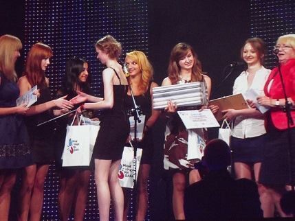 Uroczysta gala w Warszawie podsumowaniem akcji "Mam haka na raka" - Zdjęcie główne