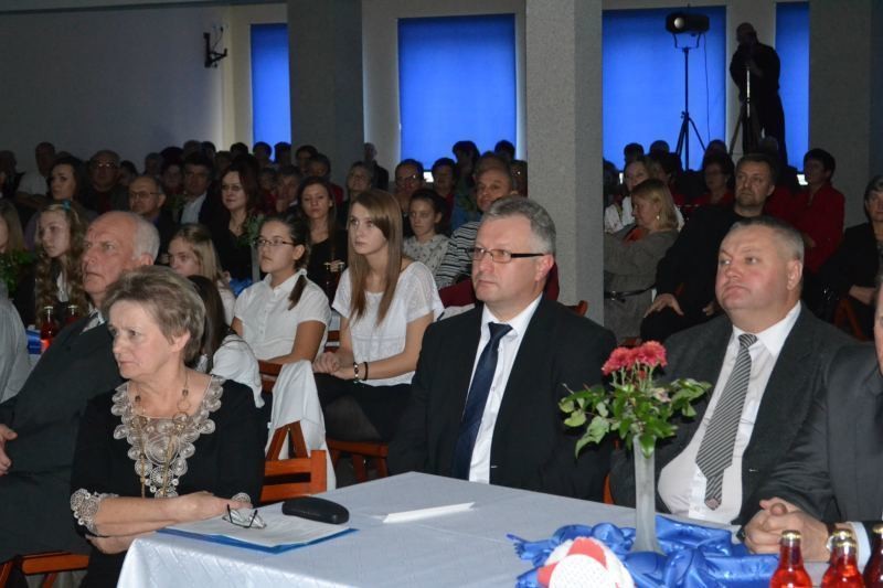 Nagrody przyznane! Czerwona róża dla Niej - Zdjęcie główne