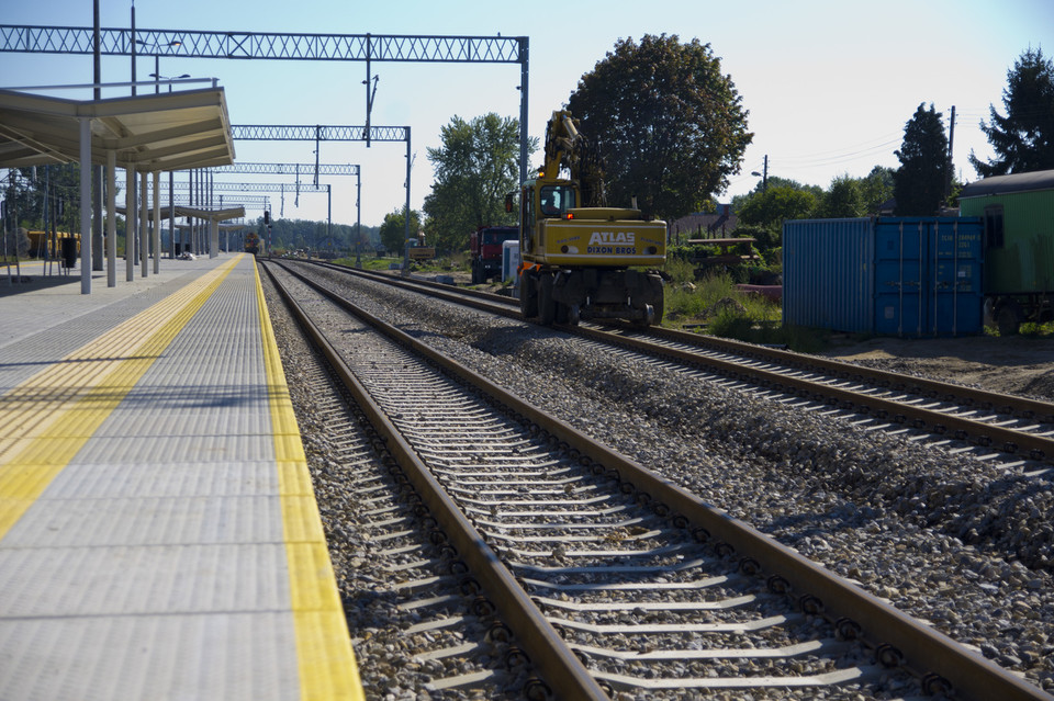 Nowe perony na trasie Siedlce-Terespol - Zdjęcie główne