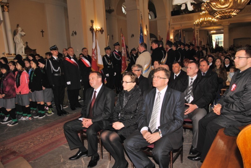 Trzeciomajowe obchody i wyróżnienia - Zdjęcie główne