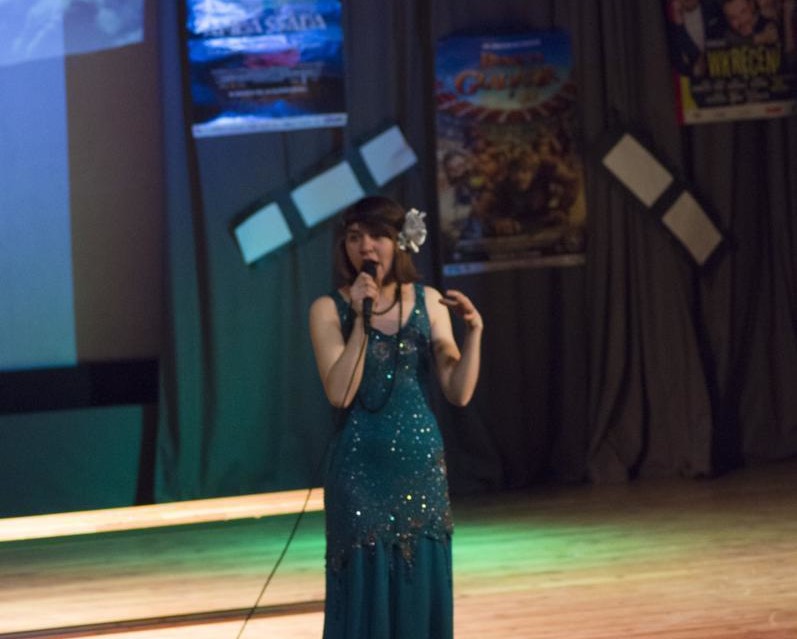 Spektakl "Księżycowa piosenka" - Zdjęcie główne