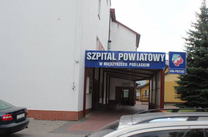 Gminna przychodnia na kwarantannie. Szpital powiatowy nie może pomóc w gminach - Zdjęcie główne