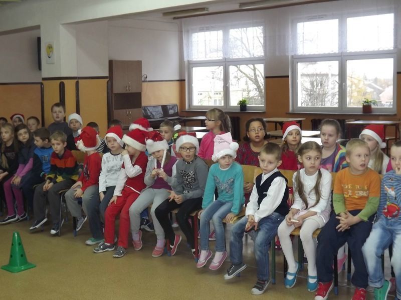 Prezenty cieszą podwójnie! ZPO3 się bawi i pracuje - Zdjęcie główne