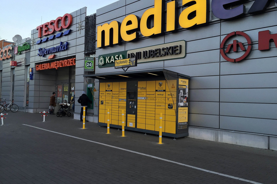 Międzyrzec z Paczkomatem InPost - Zdjęcie główne