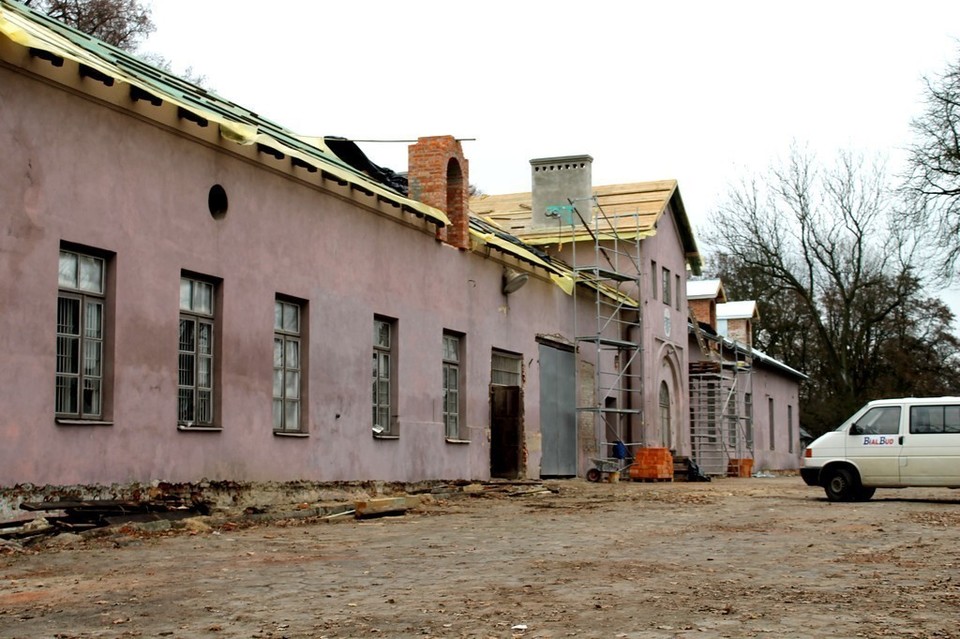 Szkoła Muzyczna w "nowym" budynku - Zdjęcie główne