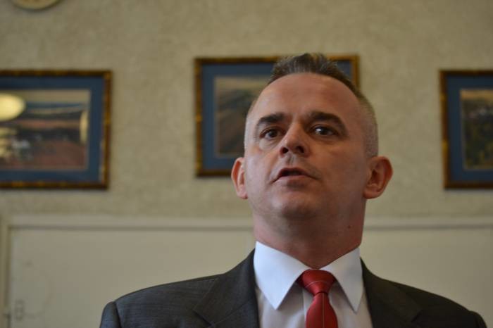 Starosta upolowany przepisami - Zdjęcie główne