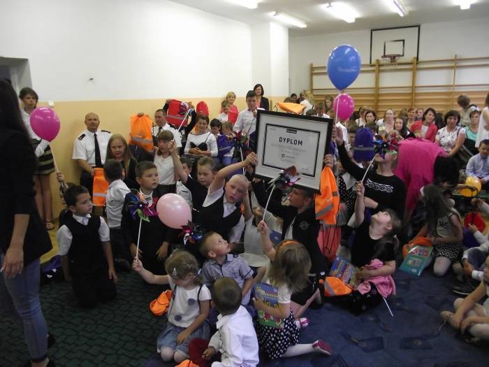 Wielka radość w Szóstce - dostaną boisko od Śnieżki - Zdjęcie główne