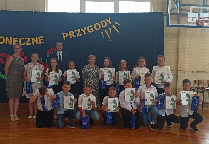 Międzyrzec Podl : Dzieci wiedzą, jak dbać o ekologię. "Eco-Kids" w międzyrzeckiej szkole - Zdjęcie główne