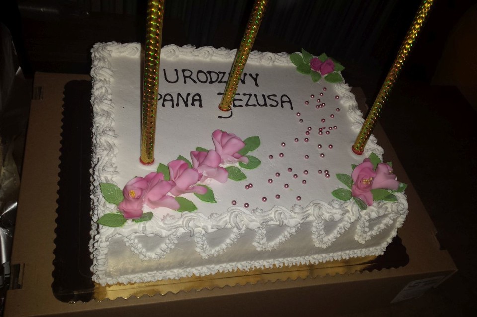 Paczki dla 370 dzieci - finał akcji Zabierz bombkę, podaruj paczkę - Zdjęcie główne