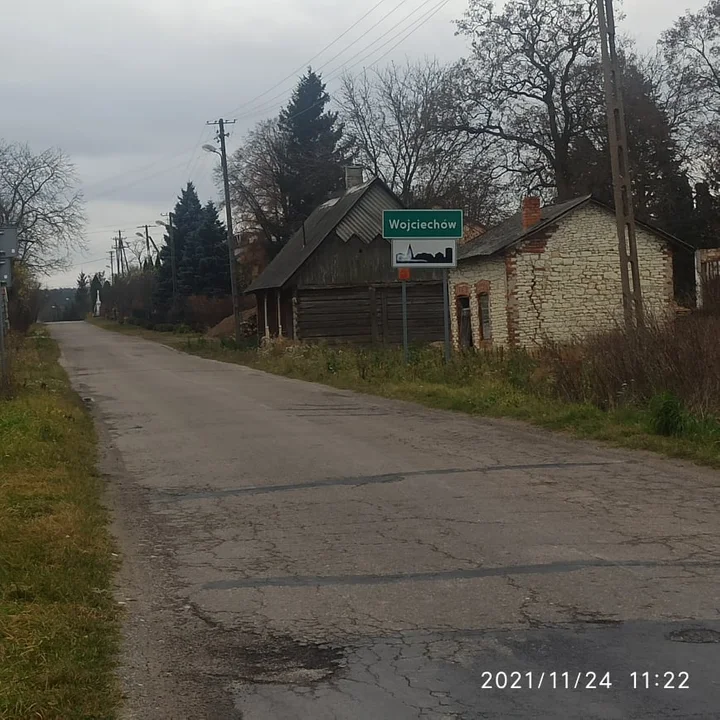 Wojciechów z odnowioną drogą i nie tylko - Zdjęcie główne