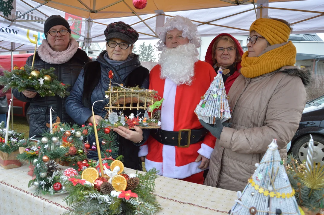 W czwartek w Wilkowie zorganziowany został po raz pierwszy Kiermasz Bożonarodzeniowy