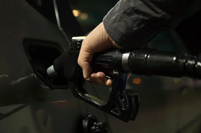 Powiat opolski: Drgnęły ceny paliw. Nie wszystkie w dół (foto) - Zdjęcie główne