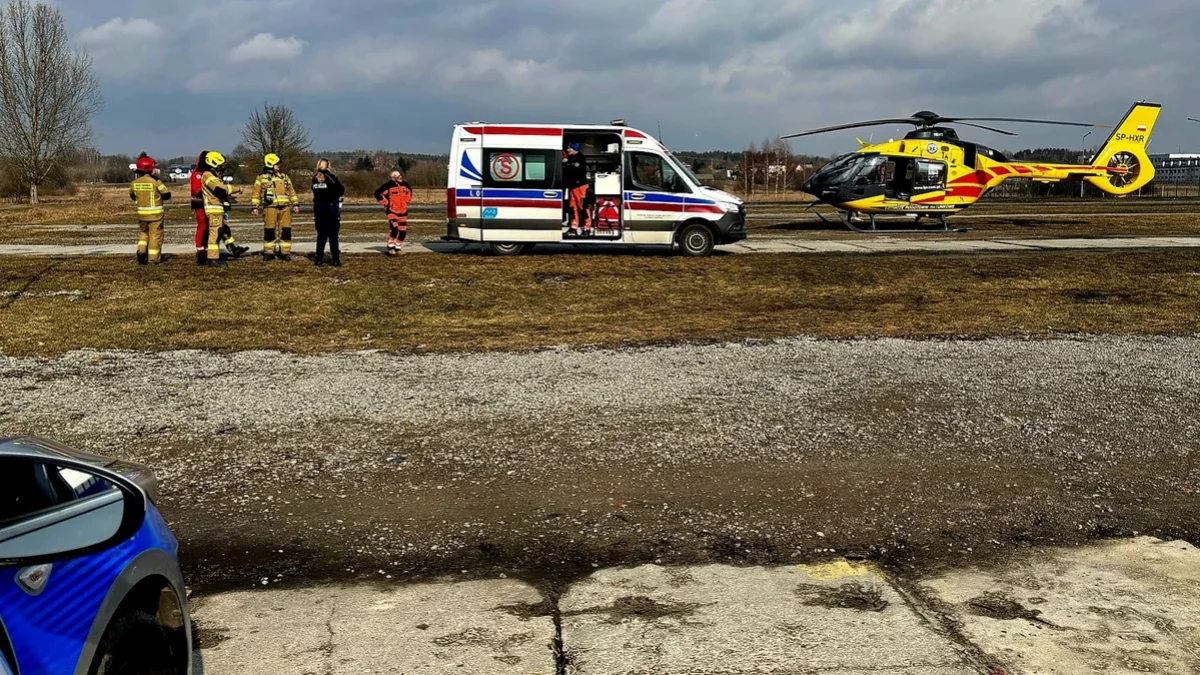 Opole Lubelskie: Groźny wypadek na działce. Na seniorze zapaliły się ubrania - Zdjęcie główne