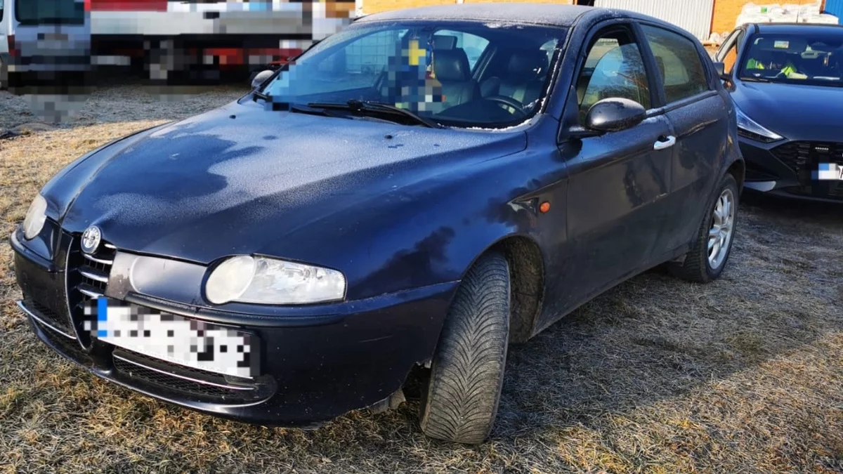 Stare Boiska: Wpadł, bo nie zapiął pasów. A potem to już poszło... - Zdjęcie główne