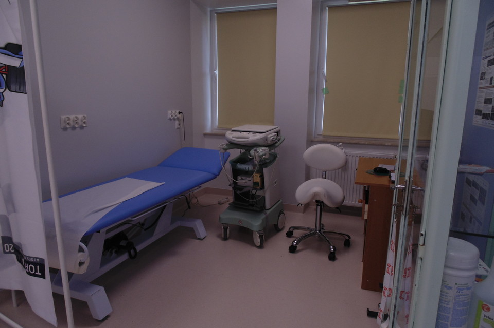 POWIAT OPOLSKI: PCZ zwalnia łóżka w szpitalu, operacje  są przekładane - Zdjęcie główne