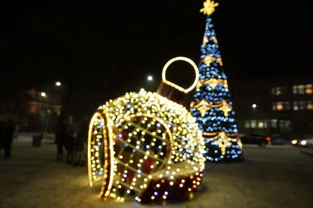 Opole Lubelskie. Choinka już rozświetlona! (FOTO, VIDEO) - Zdjęcie główne