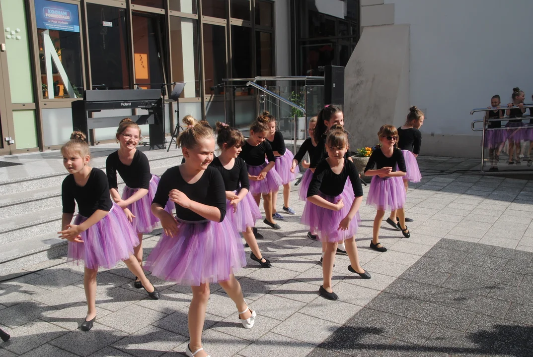 Opole Lubelskie: Dzień Matki w Opolskim Centrum Kultury (ZDJĘCIA) - Zdjęcie główne