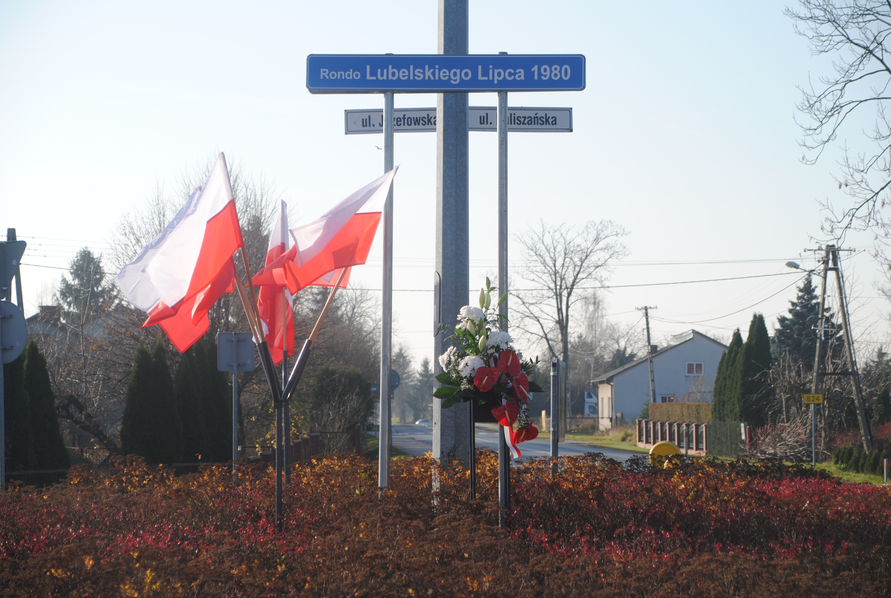 Opole Lubelskie: Rondo Lubelskiego Lipca 1980 oficjalne otwarte (ZDJĘCIA) - Zdjęcie główne
