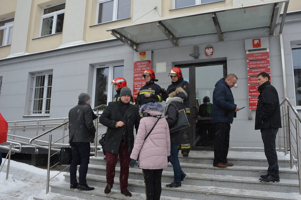 Opole Lub.: Alarm bombowy w prokuraturze - Zdjęcie główne