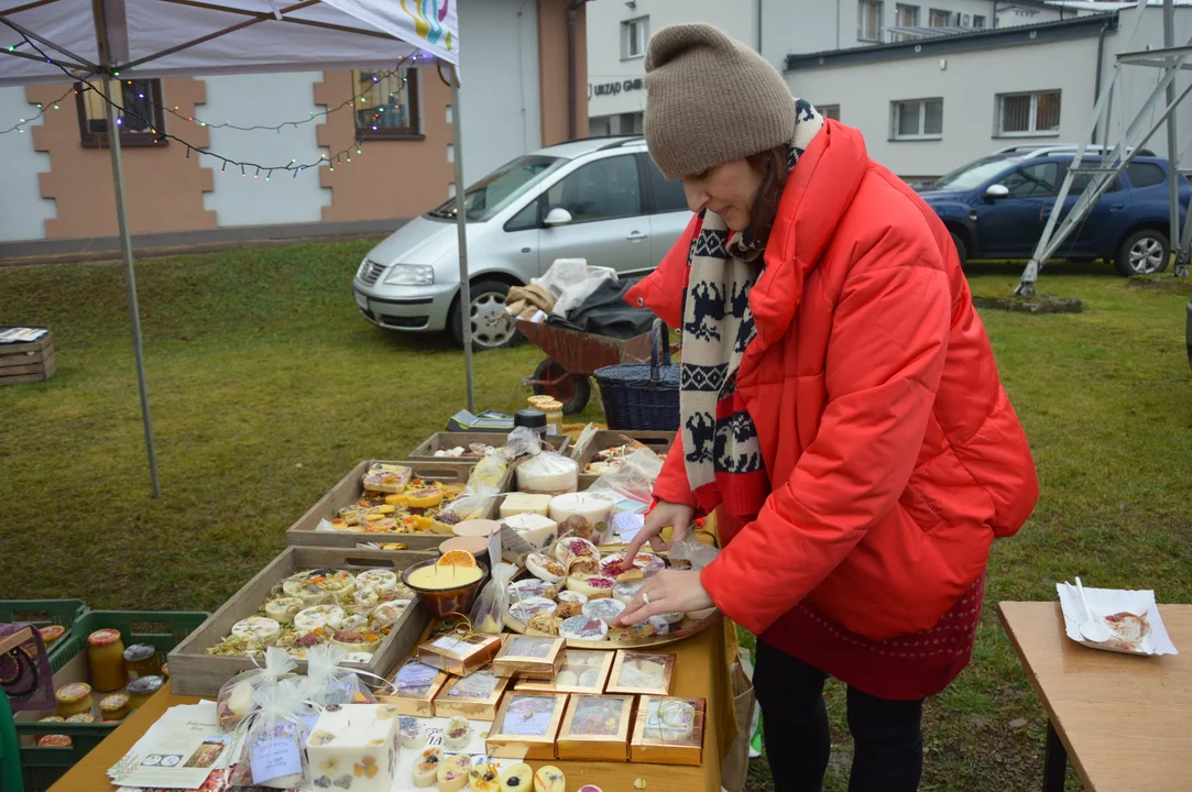 W czwartek w Wilkowie zorganziowany został po raz pierwszy Kiermasz Bożonarodzeniowy