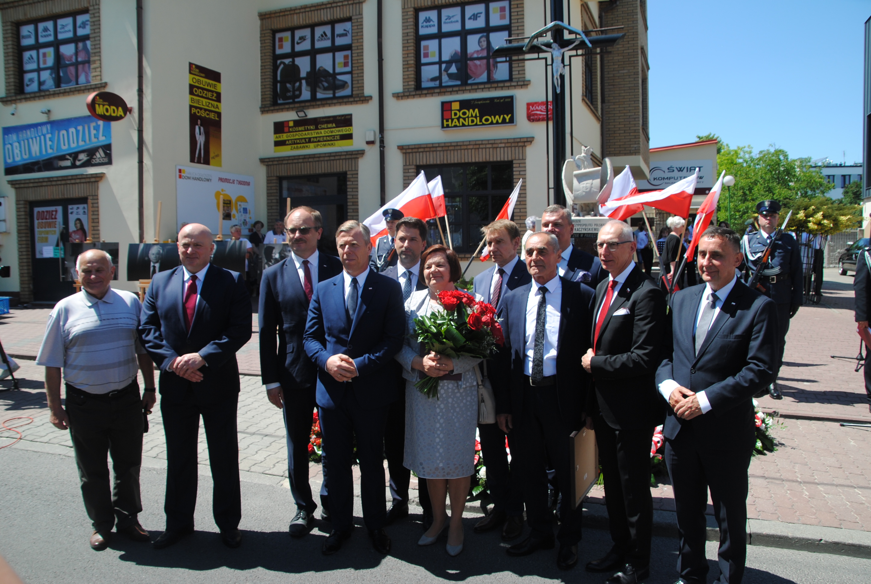 Uroczystość odsłnięcia i poświęcenia pomnika śp. Lecha Kaczyńskiego w Opolu Lubelskim