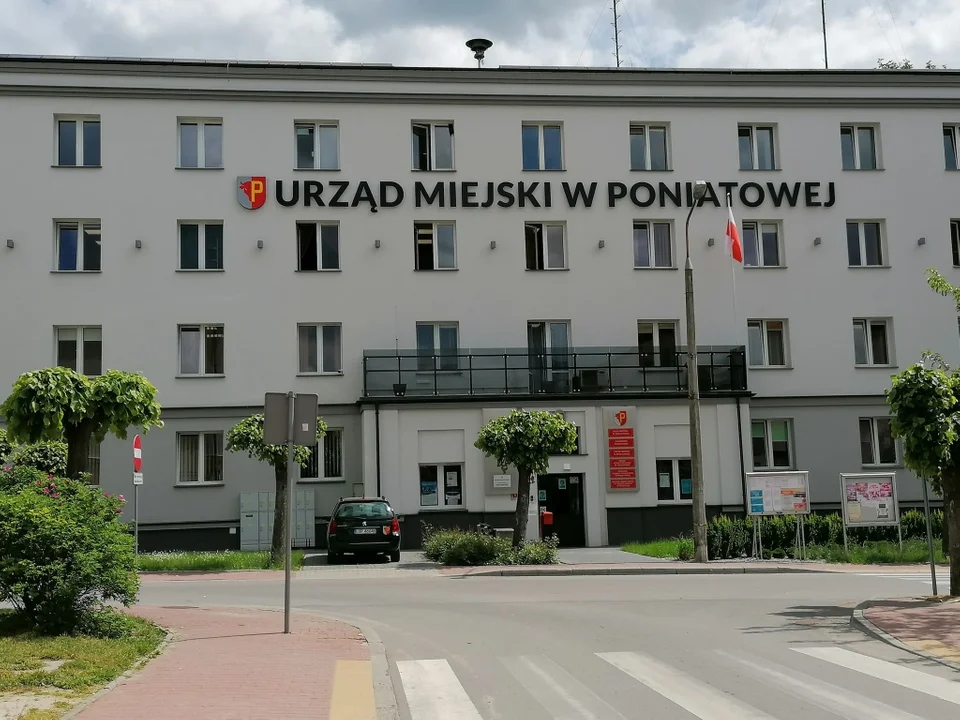 Poniatowa: To oni będą liczyć nasze głosy - Zdjęcie główne