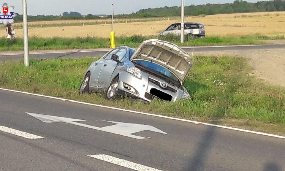 Wólka Komaszycka: Zderzenie dwóch pojazdów - Zdjęcie główne