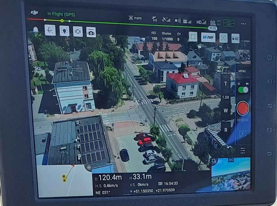 Opole Lubelskie: Policyjny dron przyglądał się, jak jeżdżą kierowcy - Zdjęcie główne