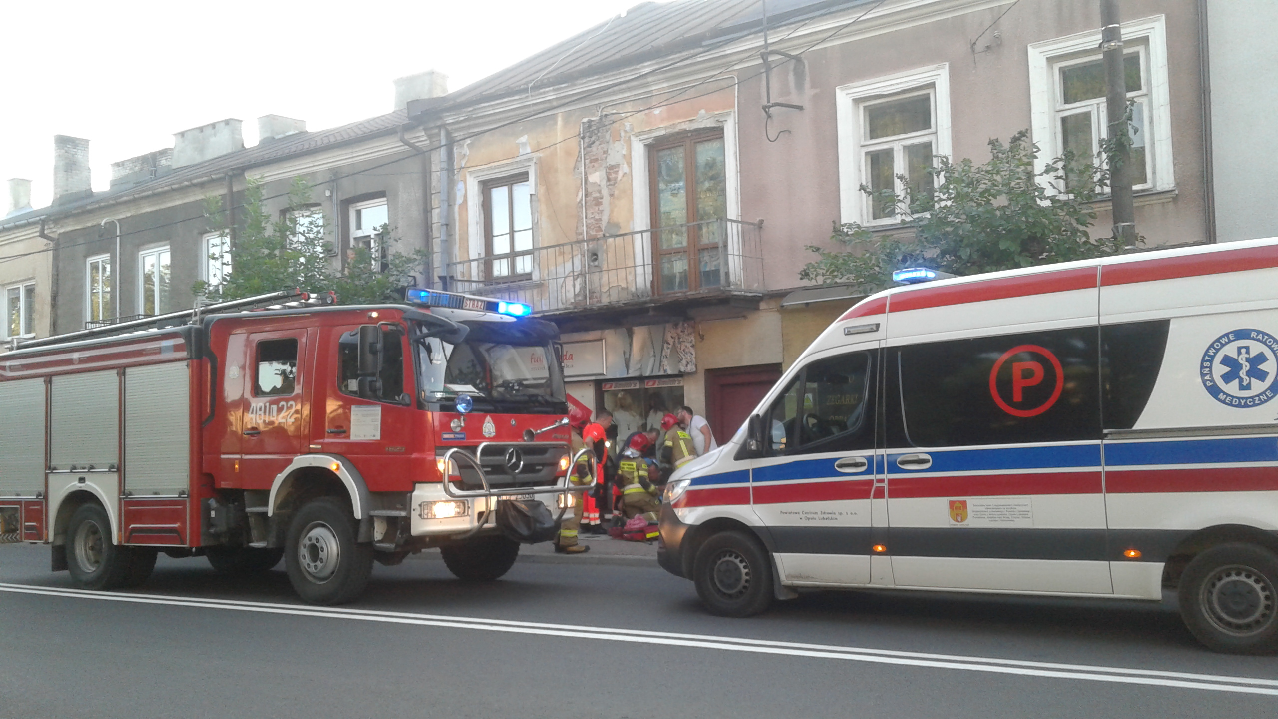 Opole Lubelskie: Rowerzysta potrącony w centrum miasta (ZDJĘCIA) - Zdjęcie główne