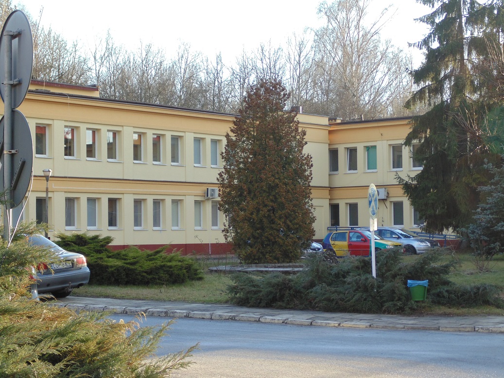 Opole Lubelskie: Powiatowe Centrum Zdrowia poszukuje wykształconych pielęgniarek - Zdjęcie główne