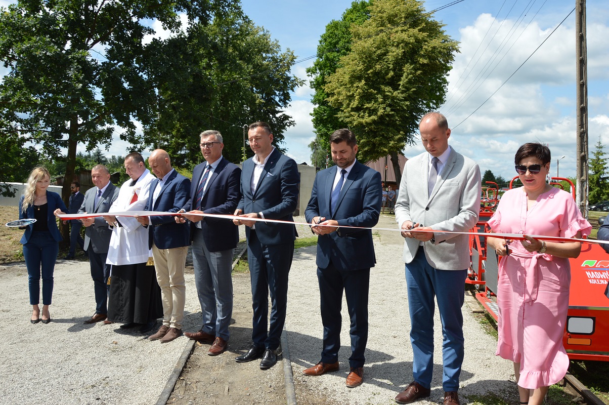 Na stacji wąskotorówki w Karczmiskach otwarty został nowy sezon turystyczny, z drezynami rowerowymi w roli głównej