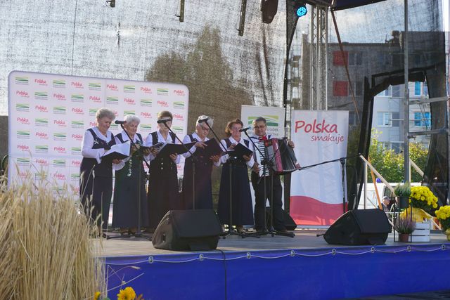 Piknik Rodzinny i Konferencja Kół Gospodyń Wiejskich w Poniatowej