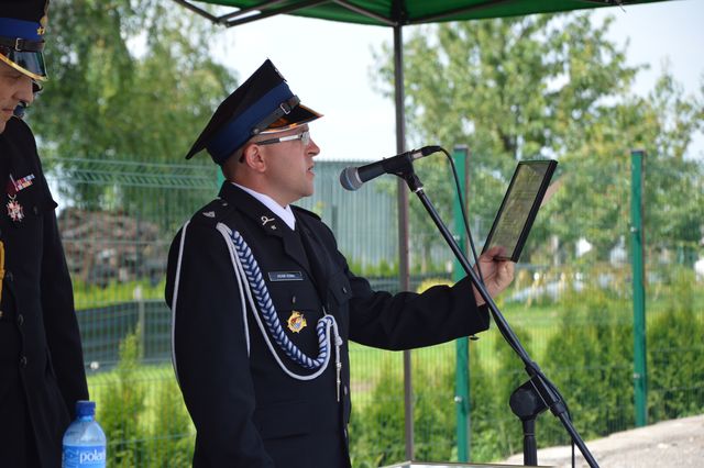 Adam Koma przybliżył zgromadzonym historię OSP w Kraczewicach