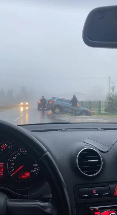 Powiat: Uważajcie na drogach. Doszło do dwóch kolizji  - Zdjęcie główne