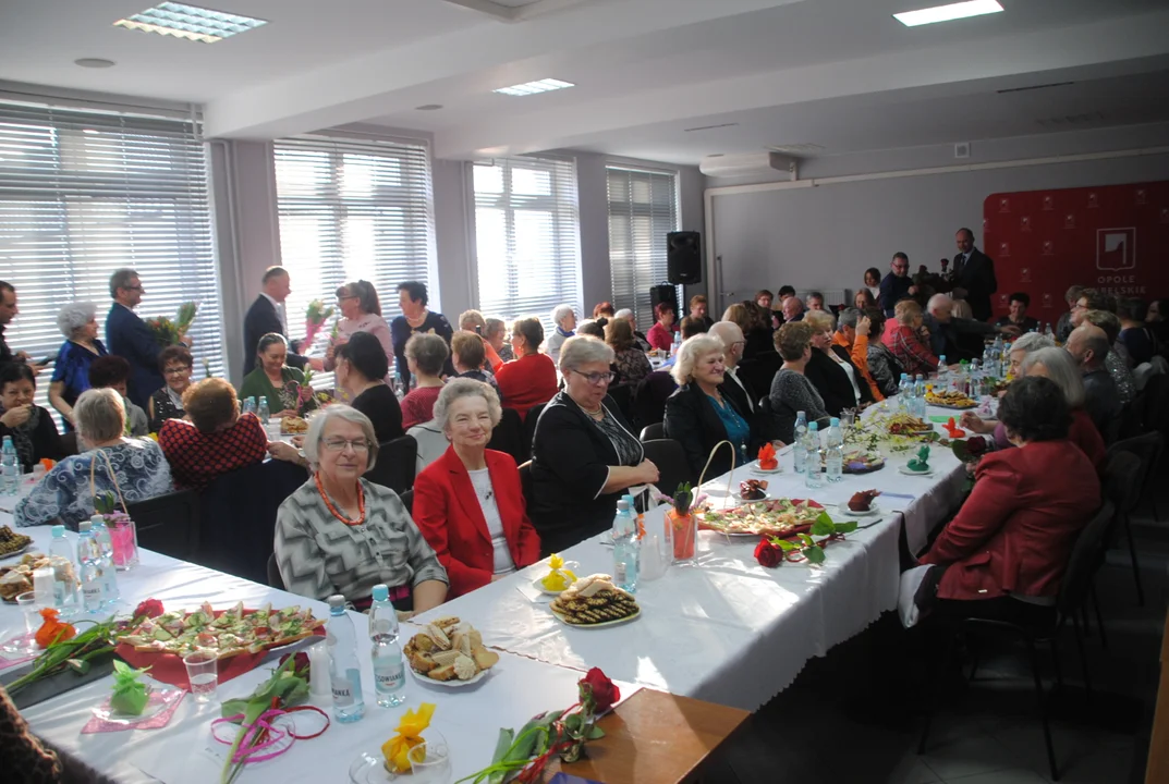 Dzień Kobiet w Uniwersytecie Trzeciego Wieku w Opolu Lubelskim