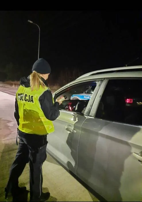 Powiat parczewski: Policjanci przebadali 600 kierowców alkomatem. Wyniki mogą zaskakiwać  - Zdjęcie główne