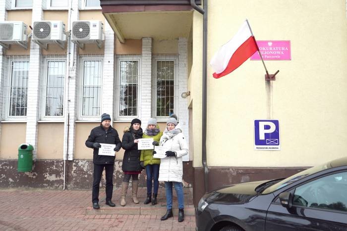 Pracownicy prokuratury protestują - Zdjęcie główne