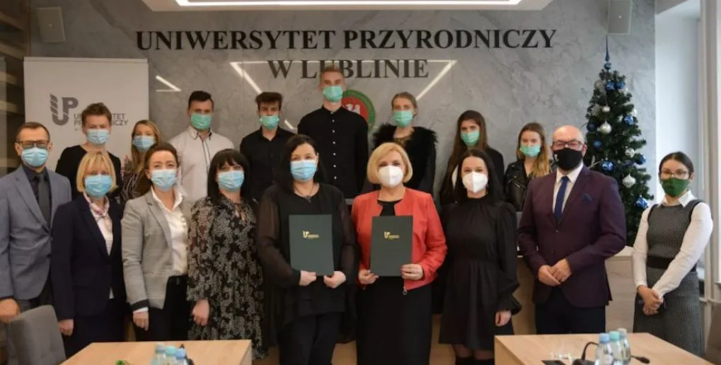 Jabłoń: ZSCKR  nawiązało współpracę z lubelską uczelnią  - Zdjęcie główne