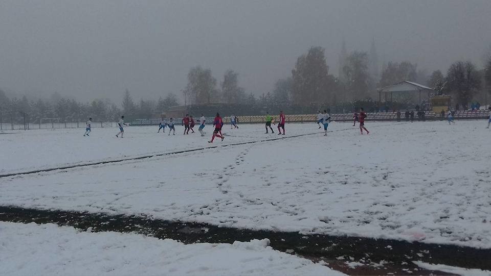 Pozostał niedosyt - Zdjęcie główne