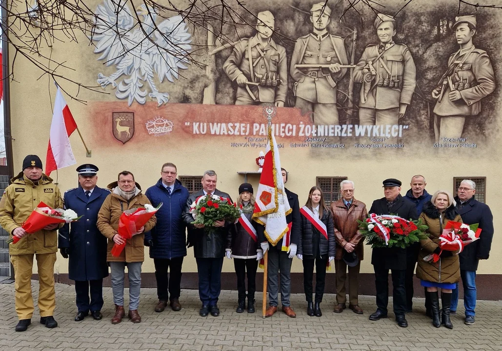 Parczew: nasi samorządowcy uczcili pamięć Żołnierzy Wyklętych - Zdjęcie główne